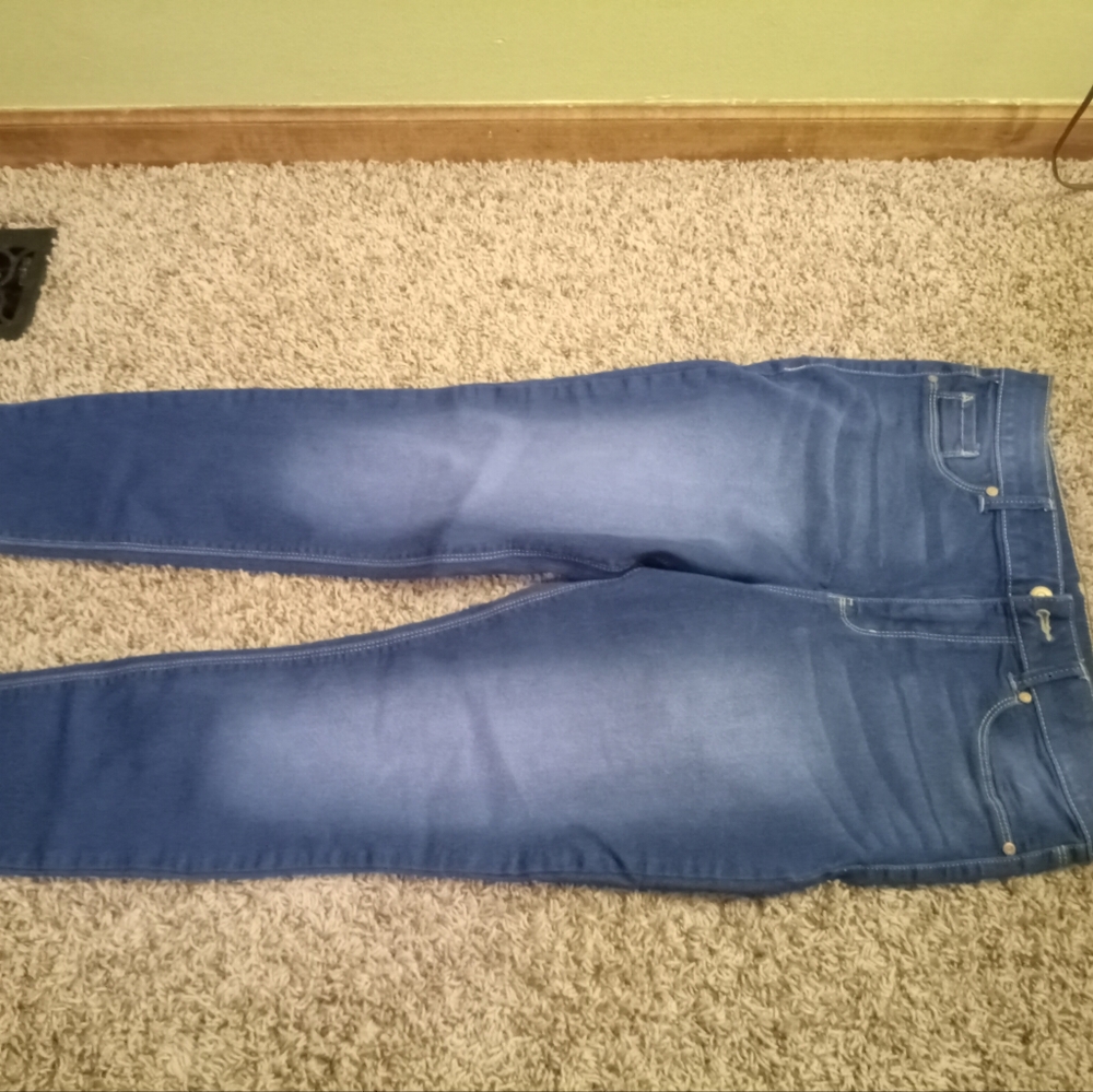 Skinny jeans